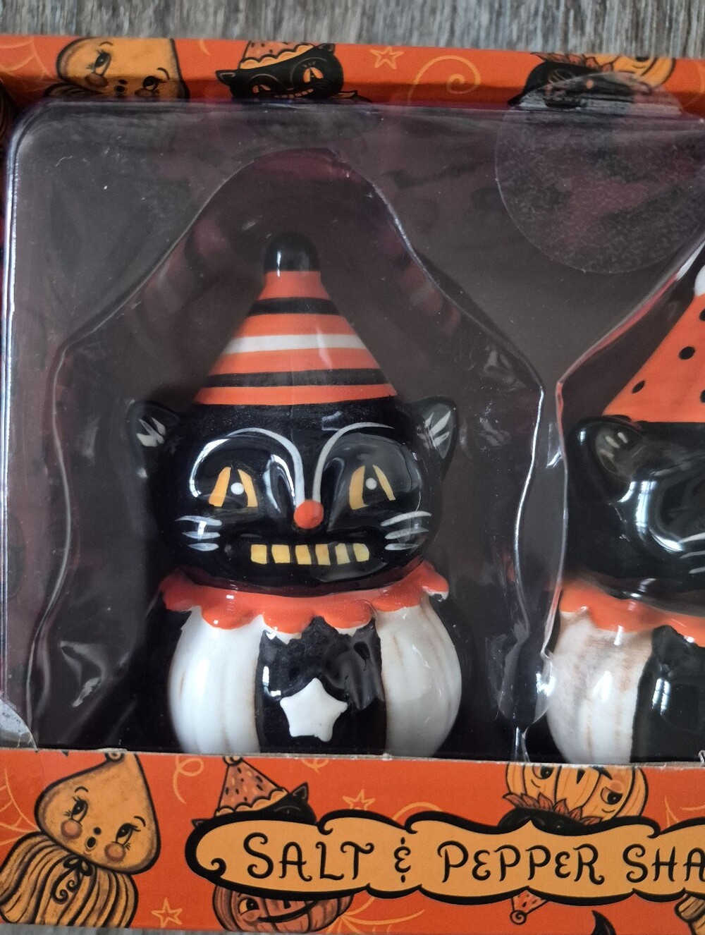 Joanna Parker Halloween Black Cat Salt and Pepper Shakers, New! - Picture 2 of 7